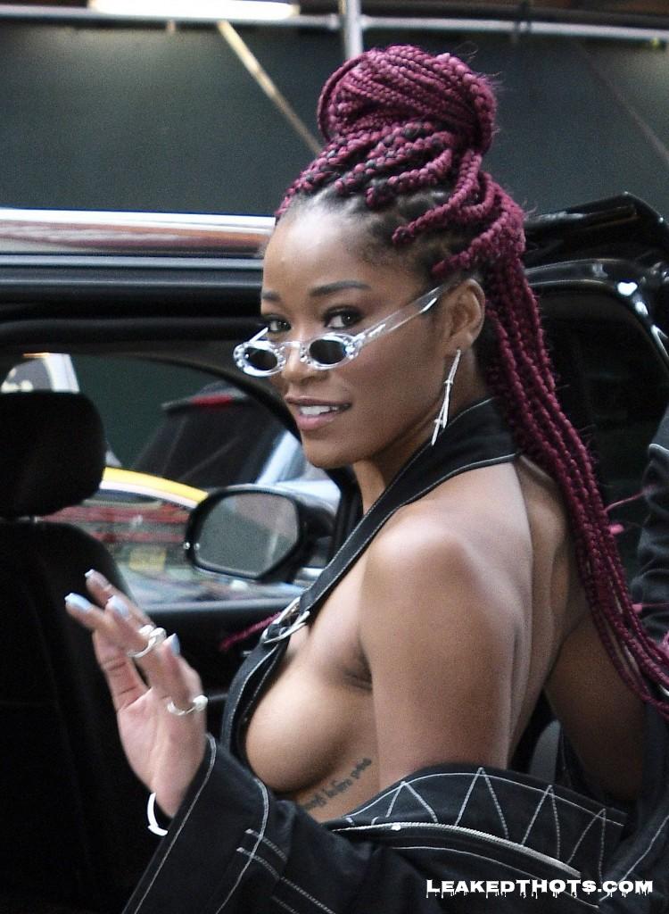 Keke Palmer side boob exposed