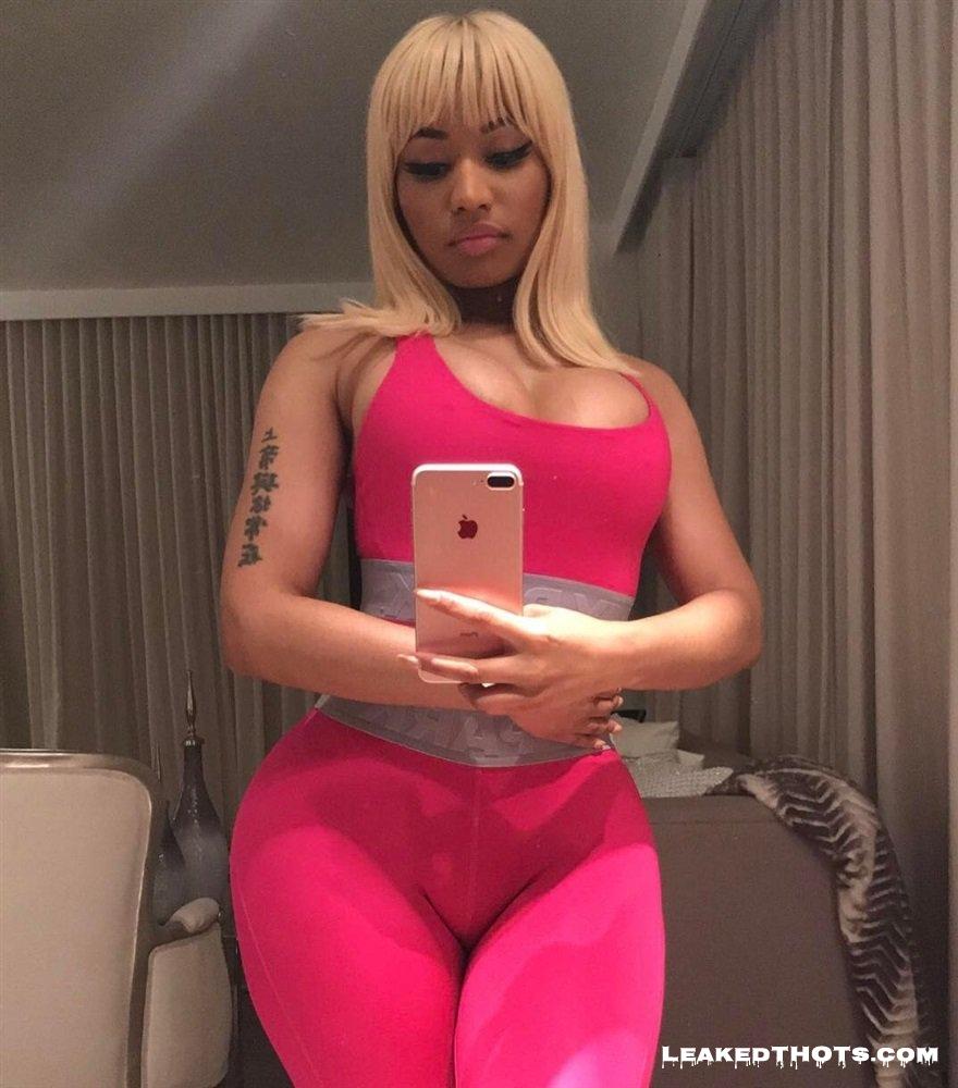 Nicki Minaj | LeakedThots 2527