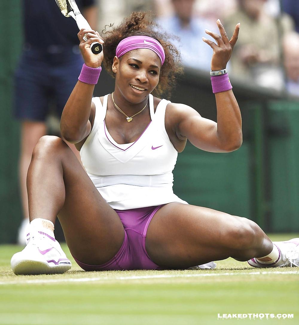 Serena Williams spread vagina